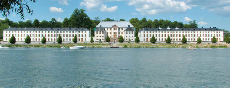 Karlbergs slott Karlbergs slott