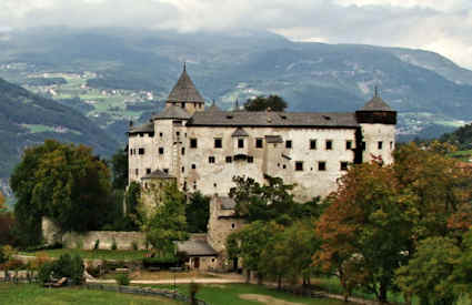 Prsels slott, Italien